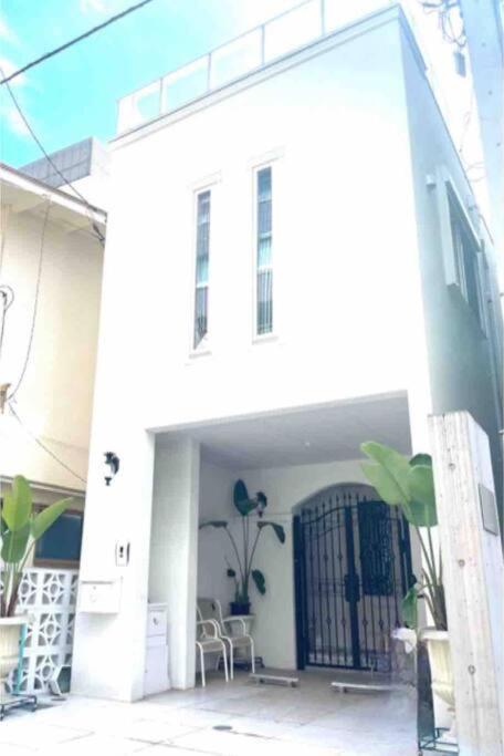 Small Villa Tokyo: Shibuya-Adjacent Pet-Friendly House Exterior photo